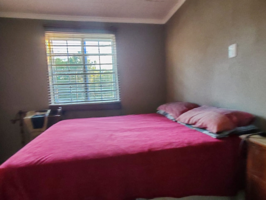 Commercial Property for Sale in Colleen Glen Eastern Cape
